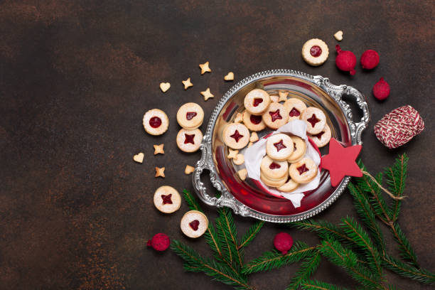 istock Traditional Austrian christmas cookies - Linzer biscuits filled with raspberry jam. 1277756404