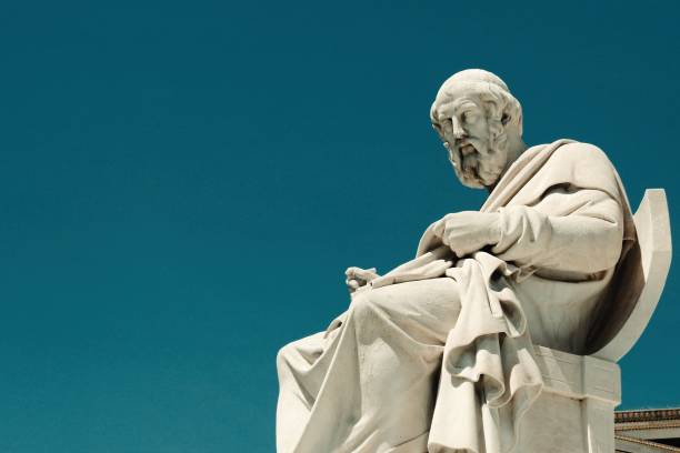 statue of the ancient greek philosopher plato - plato philosopher statue greek culture imagens e fotografias de stock