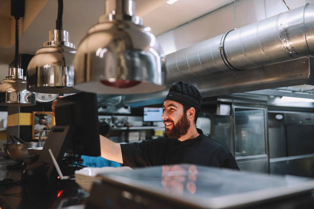 istock Cook receiving orders online 1277816822
