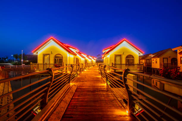 Log cabins by the sea, log cabins on the water, for tourists to rest