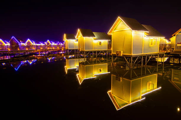 Log cabins by the sea, log cabins on the water, for tourists to rest