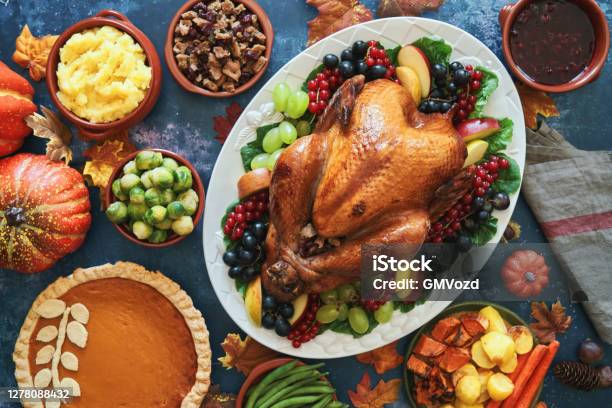Stuffed Turkey For Thanksgiving Holidays Stock Photo - Download Image Now - Thanksgiving - Holiday, Turkey - Bird, Turkey Meat