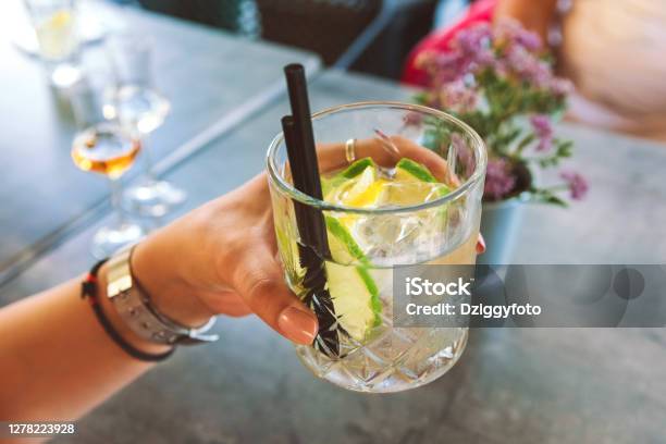 Gin Tonic Stock Photo - Download Image Now - Gin Tonic, Gin, Cocktail