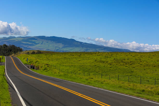 istock The most beautiful country road, Saddle Road 1278228931