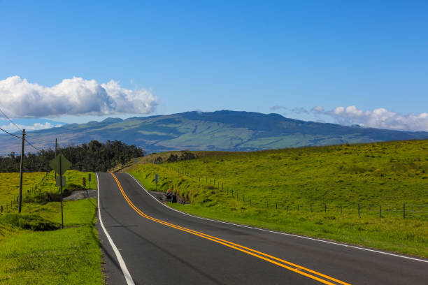 istock The most beautiful country road, Saddle Road 1278228993