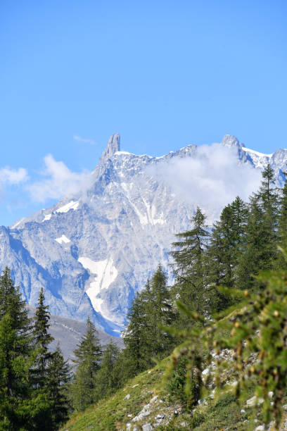 istock the Tooth of the Giant 1278244120