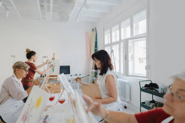 istock Senior women taking a paint and sip class 1278244190