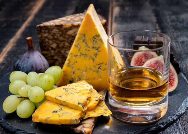 istock Tasting of Scotch single malt whisky and British cheeses 1278271012