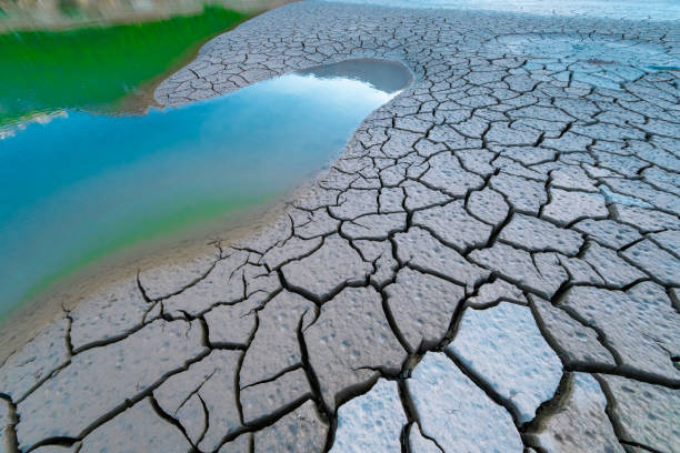 istock global climate effects, the effects of drought, desertification and soil pollution on the world 1278302742