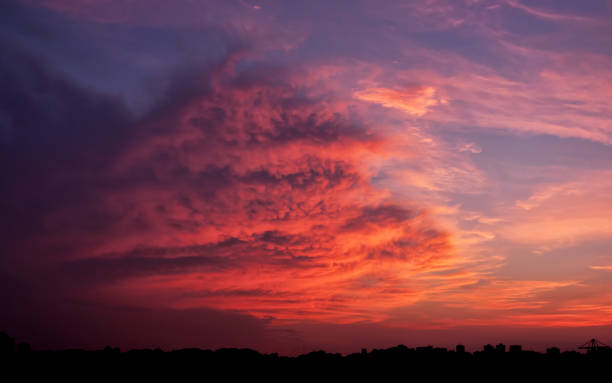 istock A Vivid Sunset in Toronto 1278349191