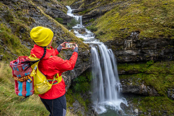 istock Hiking adventure blogging 1278376362