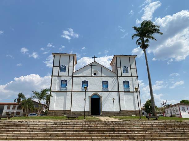 Historic center of the city of Pirenópolis Historic center of the city of Pirenópolis in Goiás. Mother Church. goias photos stock pictures, royalty-free photos & images
