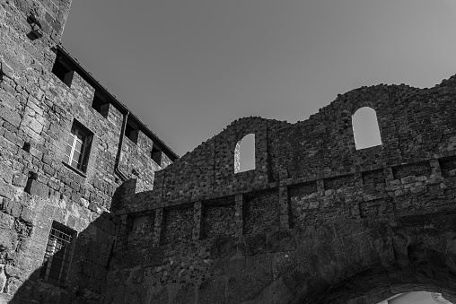 The Porta Pretoria or Porta pretoriana (in Latin Porta Prætoria, in French, Porte (s) prétorienne (s)) is the eastern gateway to the Roman city of Augusta Prætoria Salassorum (today Aosta)