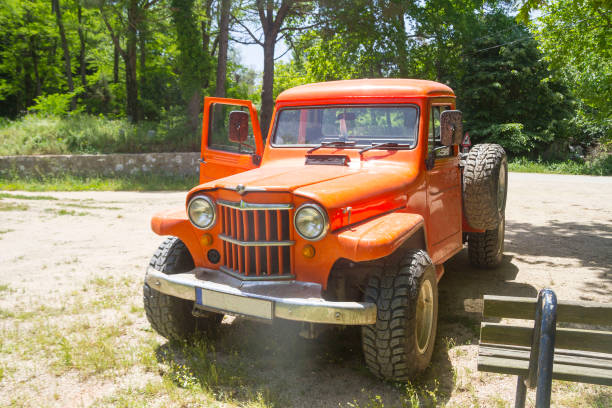 istock pickup truck 1278410647