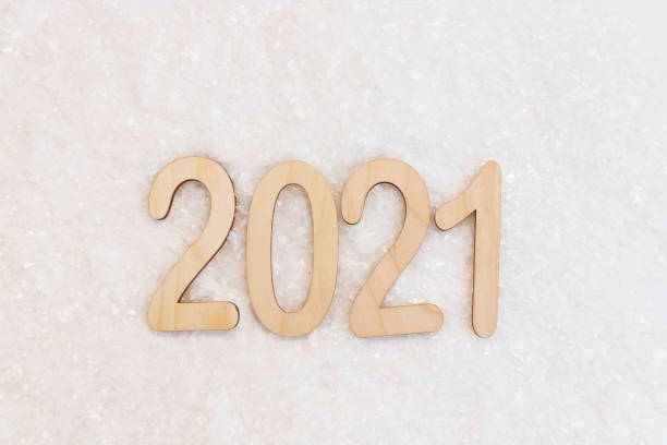 istock Plywood numbers hashtag 2021 1278469644