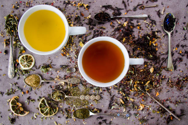 허브 및 천연 드라이 티 세트 - jasmine tea leaf dry green tea 뉴스 사진 이미지