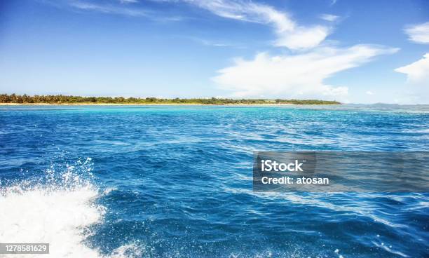 Beautiful Island In The Pacific Ocean Stock Photo - Download Image Now - Adventure, Atoll, Awe