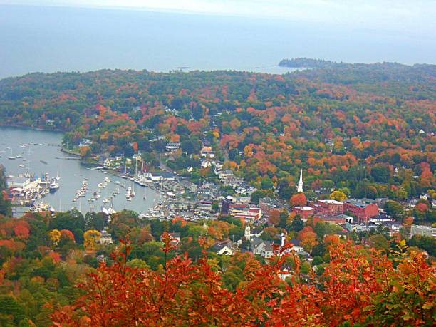 camden farben - town maine american culture camden maine stock-fotos und bilder