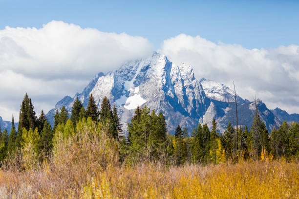 istock Grand Teton Mountains in the Fall 1278624771