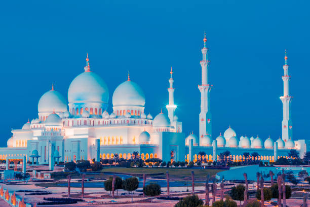 istock View of famous Abu Dhabi Sheikh Zayed Mosque 1278650256