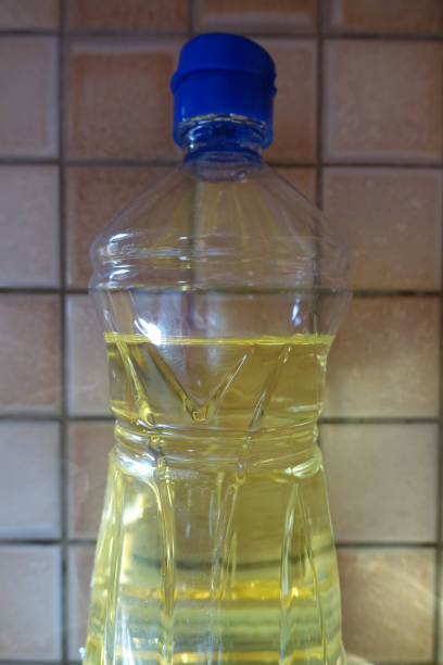 istock Edible oil  Plastic bottle 1278661144