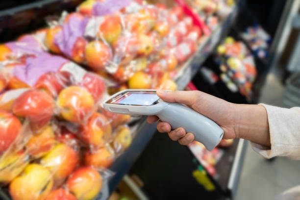 istock Smart device food shopping scan and go 1278662937