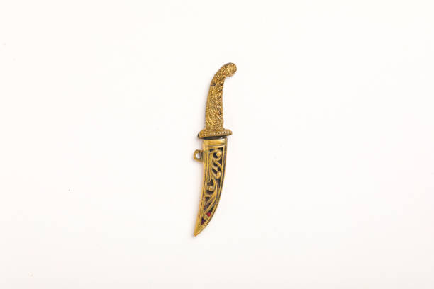 istock small old vintage knife on white background 1278716984