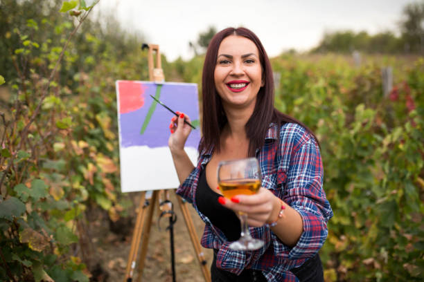 istock A toast to life and art 1278766105