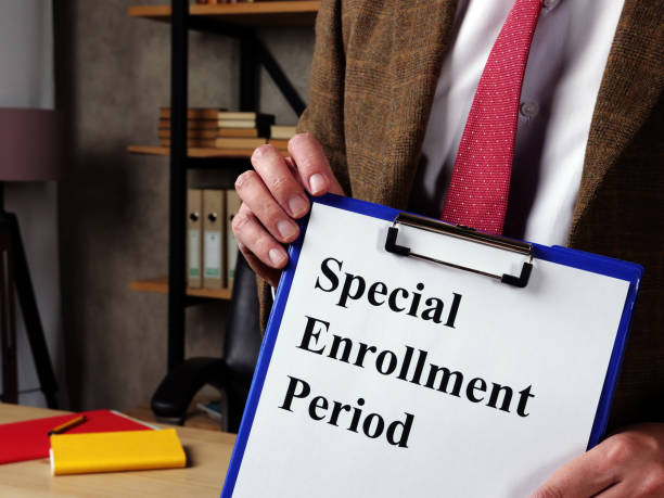 istock The manager explains about the Special Enrollment Period SEP. 1278779514