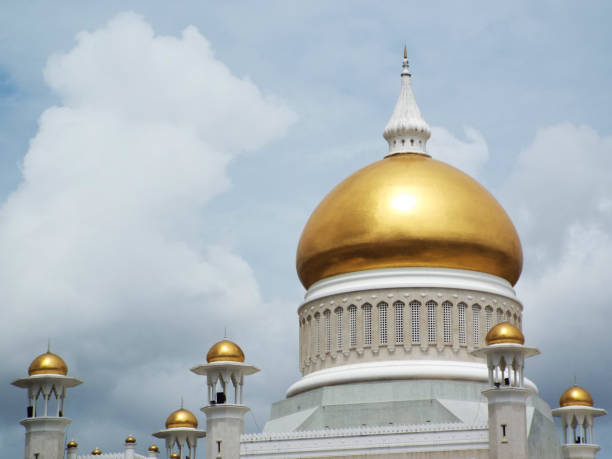 bandar seri begawan, brunei, - bandar seri begawan fotografías e imágenes de stock