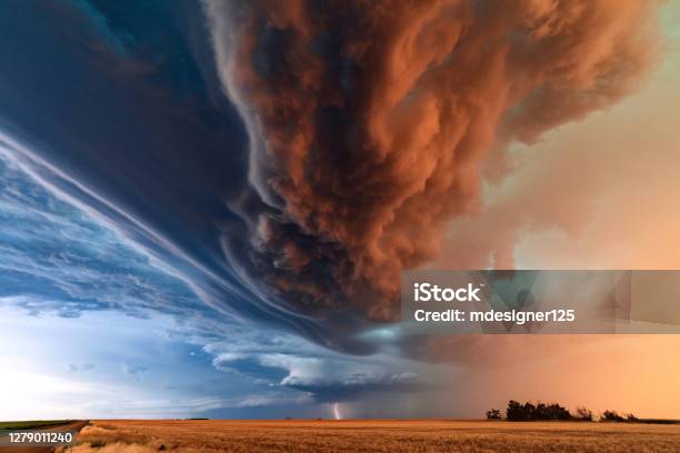 Supercell Thunderstorm With Dramatic Storm Clouds Stock Photo - Download Image Now - Storm, Weather, Cloud - Sky