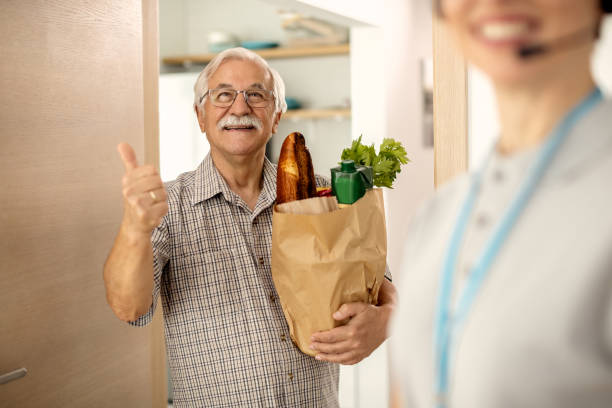 istock Thumbs up for for fast and reliable delivery! 1279019821