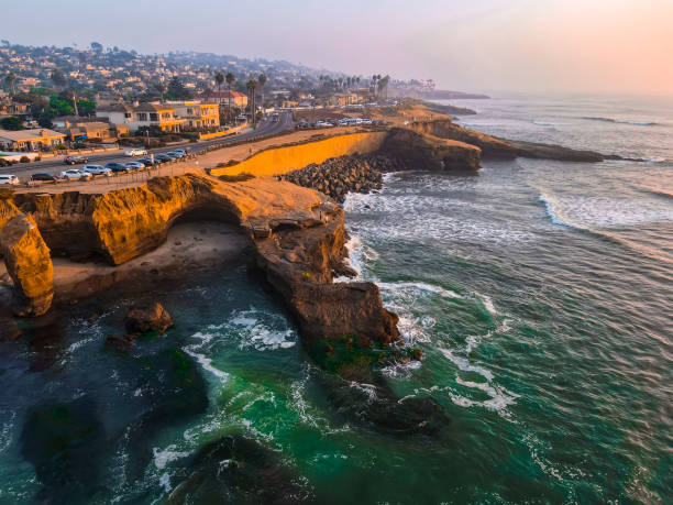 istock Ocean front Real Estate at Sunset Cliffs, San Diego, CA 1279047648