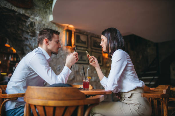 istock Distance in love 1279048652