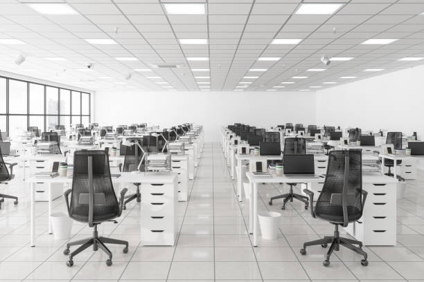 grand bureau vide de centre d’appel - cubicle using computer computer office photos et images de collection