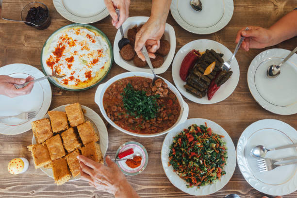 istock While the ladies are at the table 1279154900