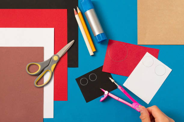 istock Child decorates craft gift bags for Christmas. Step 5 1279165770