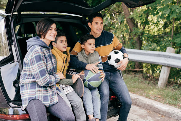istock road trip and family adventures 1279190078