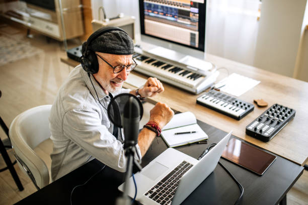 istock Radio podcast in home music studio 1279211893