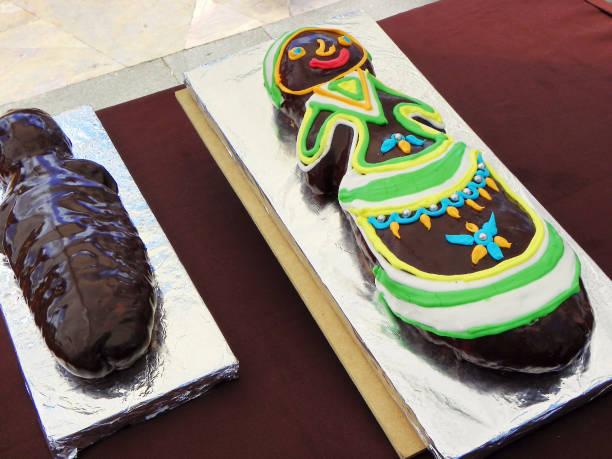 istock Ecuadorian bread figures for Day of the Dead 1279228371