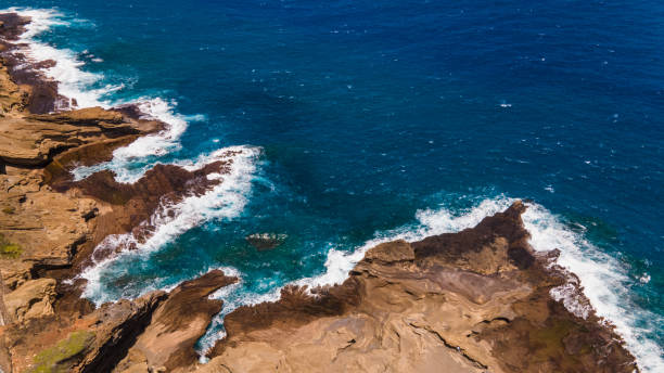 istock Aerial of waves and reefs 1279300737