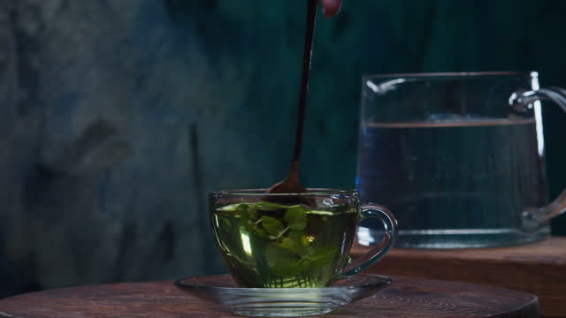 Mint tea close-up