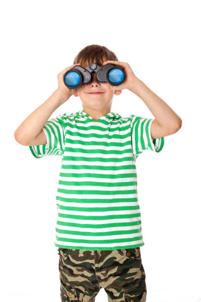 쌍안경을 들고 있는 소년 - little boys discovery binoculars child 뉴스 사진 이미지