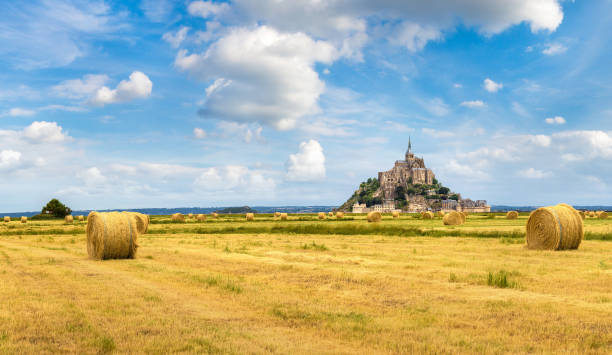 istock Mont Saint Michele, France 1279392047