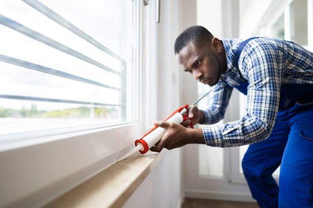 istock Caulk Sealant Application. Silicone Window Seal 1279444453