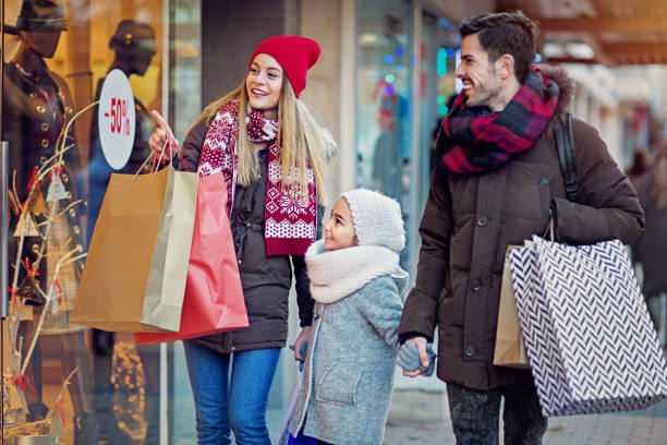 istock Young couple is shopping at Christmas 1279480166