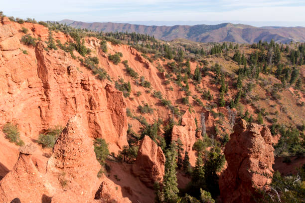 istock Devil's Kitchen Formations along the Nebo Loop Mountain Road in Northern Utah 1279660537