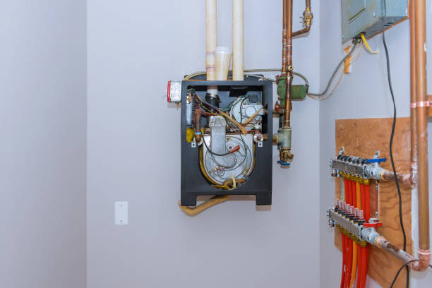 istock Pipe fitter mounted floor heating installation system underfloor water heating floor construction 1279708841