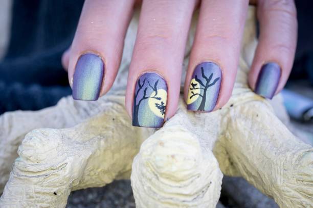 istock Moon and Crow Nighttime Nail Art Design 1279725125