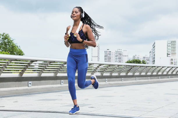 istock Fit woman jogging 1279737094
